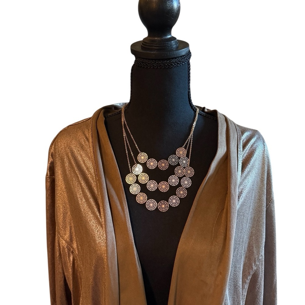 Boutique 3 tier layer Disc Filigree Necklace Gold Silver Bronze NWOT Bohemian